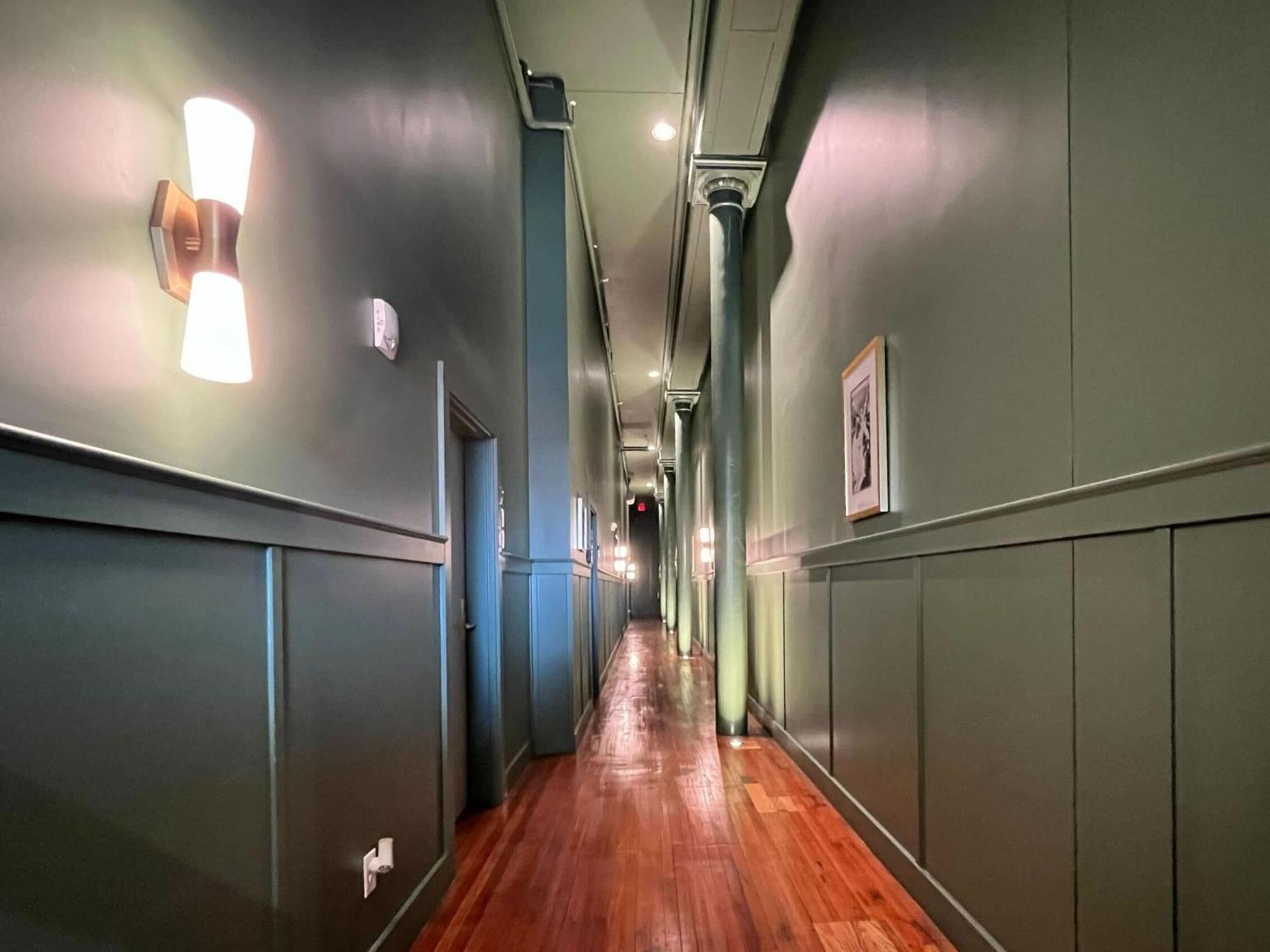 Bright And Modern In # 308 * Louisville